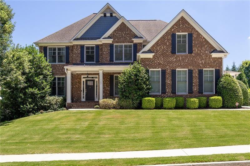 1382 Sutters Pond Drive NW