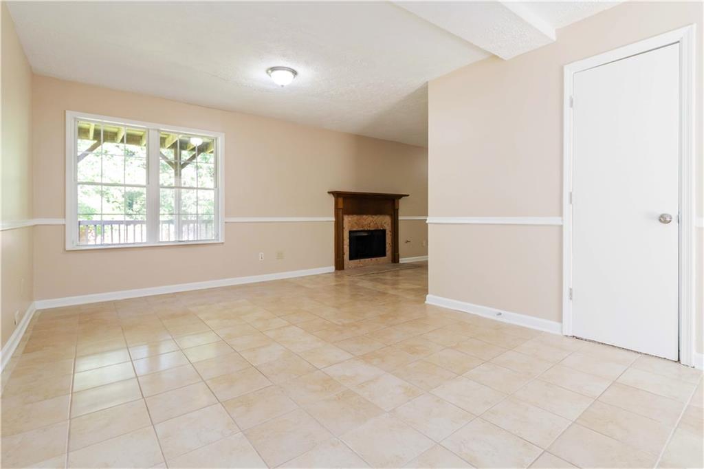 7186 Raintree Loop, Jonesboro, Georgia image 24