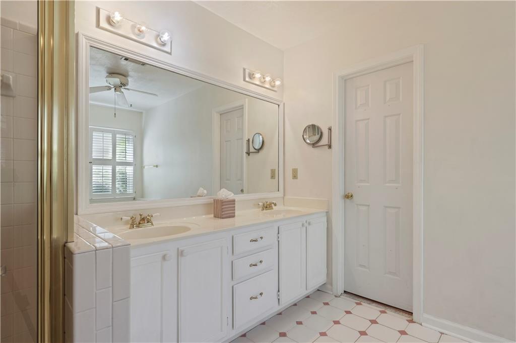 Lee's Crossing - Residential