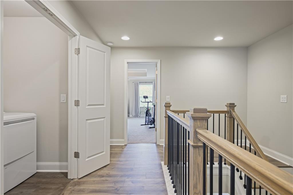 Addison Point - Residential