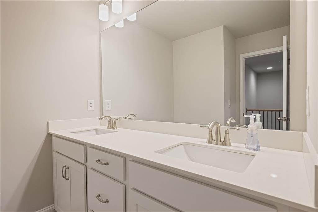 Addison Point - Residential