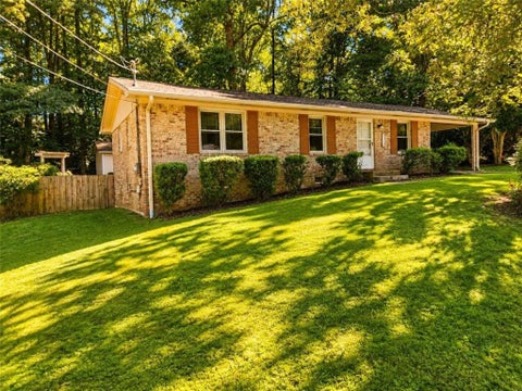 Homes For Sale - 3766 Renee Circle<br/> Gainesville, GA 30507
