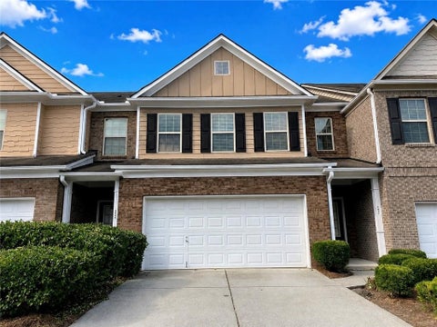 Townhouse For Sale - 3987 Isaac Court<br/> Lilburn, GA 30047
