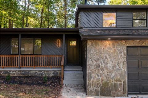 A home in Ellenwood