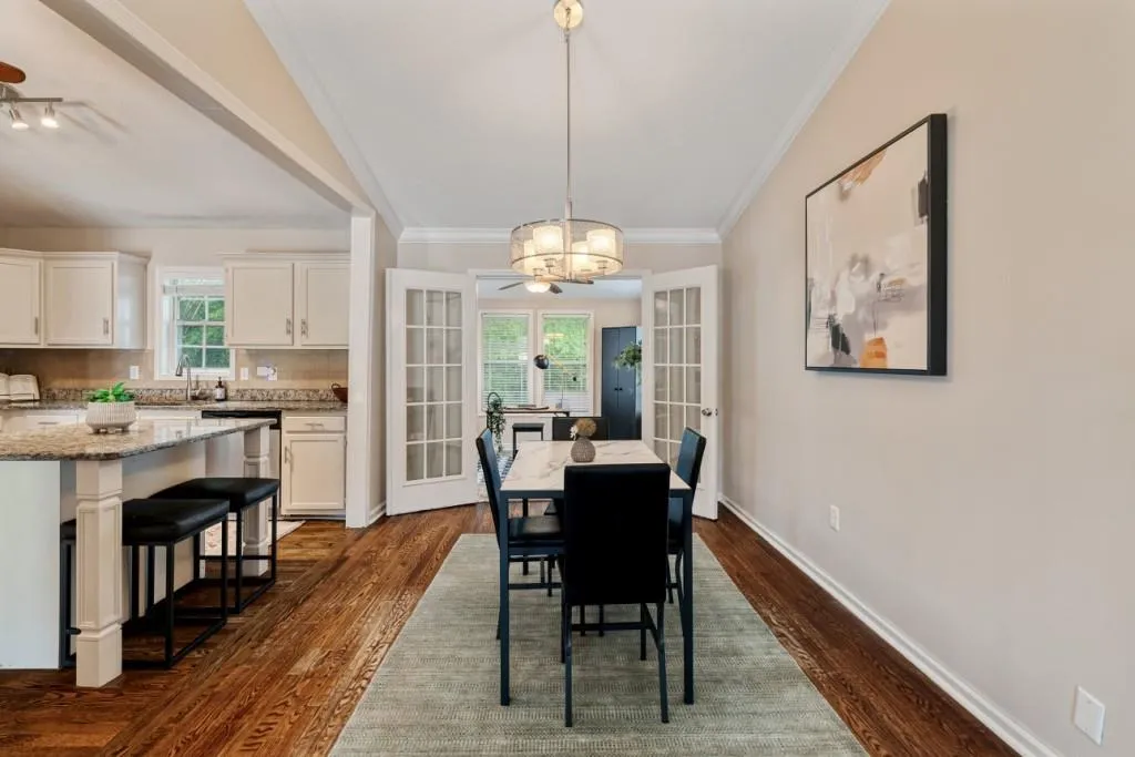 Smyrna, Georgia 30082, United States, 4 Bedrooms Bedrooms, ,3 BathroomsBathrooms,Residential,Pending,195195