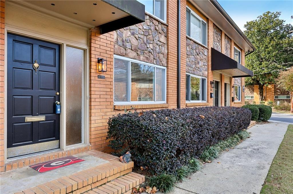 120 Biscayne Drive NW A4