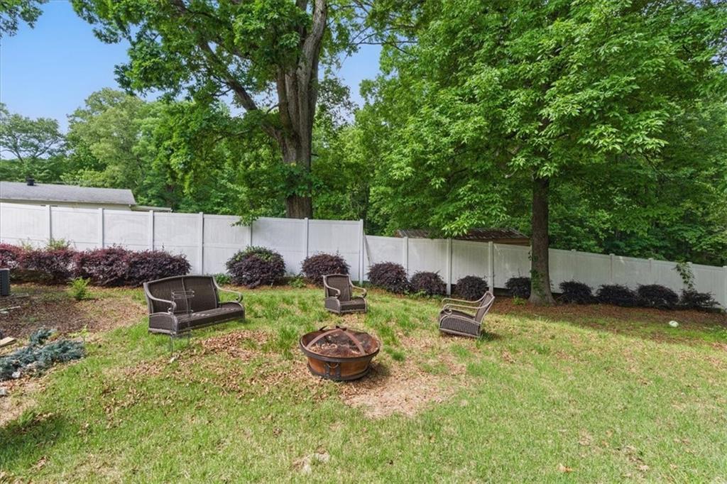 8136 Connally Drive, Douglasville, Georgia image 29