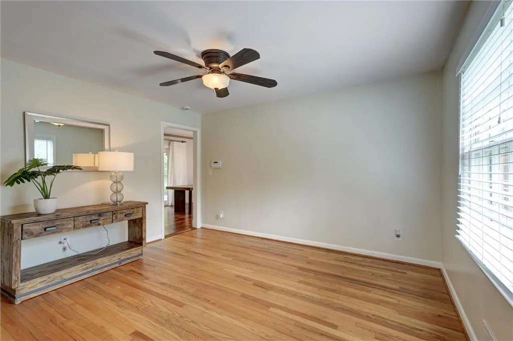 Decatur, Georgia 30033, United States, 3 Bedrooms Bedrooms, ,2 BathroomsBathrooms,Residential,Active,198757