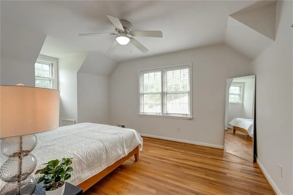 Decatur, Georgia 30033, United States, 3 Bedrooms Bedrooms, ,2 BathroomsBathrooms,Residential,Active,198757