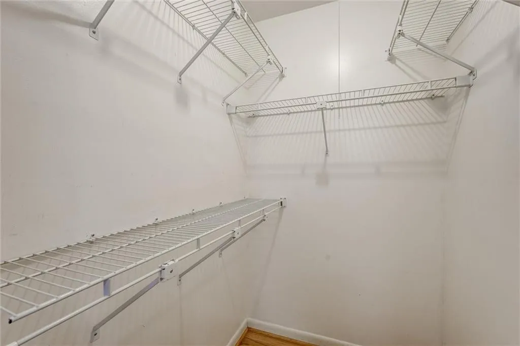 Decatur, Georgia 30033, United States, 3 Bedrooms Bedrooms, ,2 BathroomsBathrooms,Residential,Active,198757