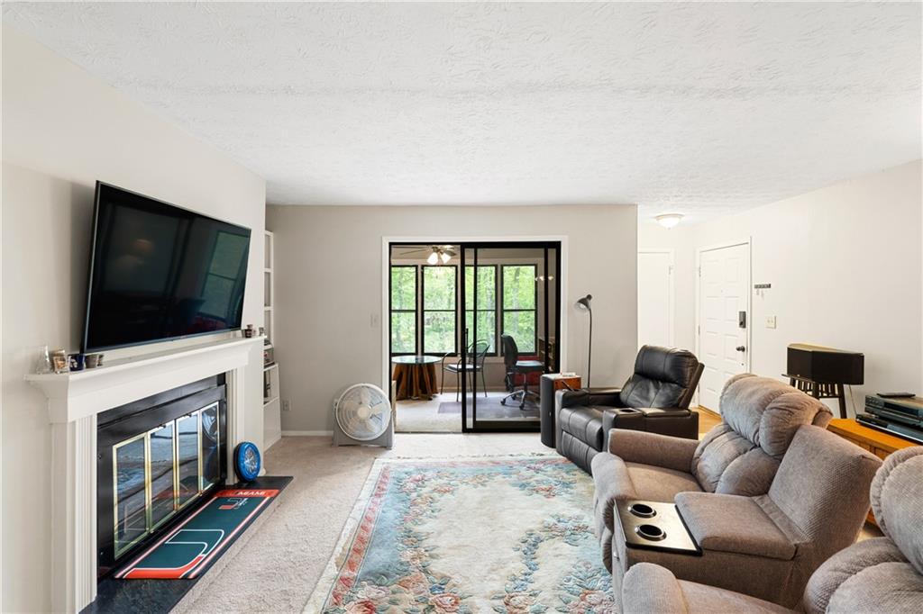 408 Smokerise Circle SE