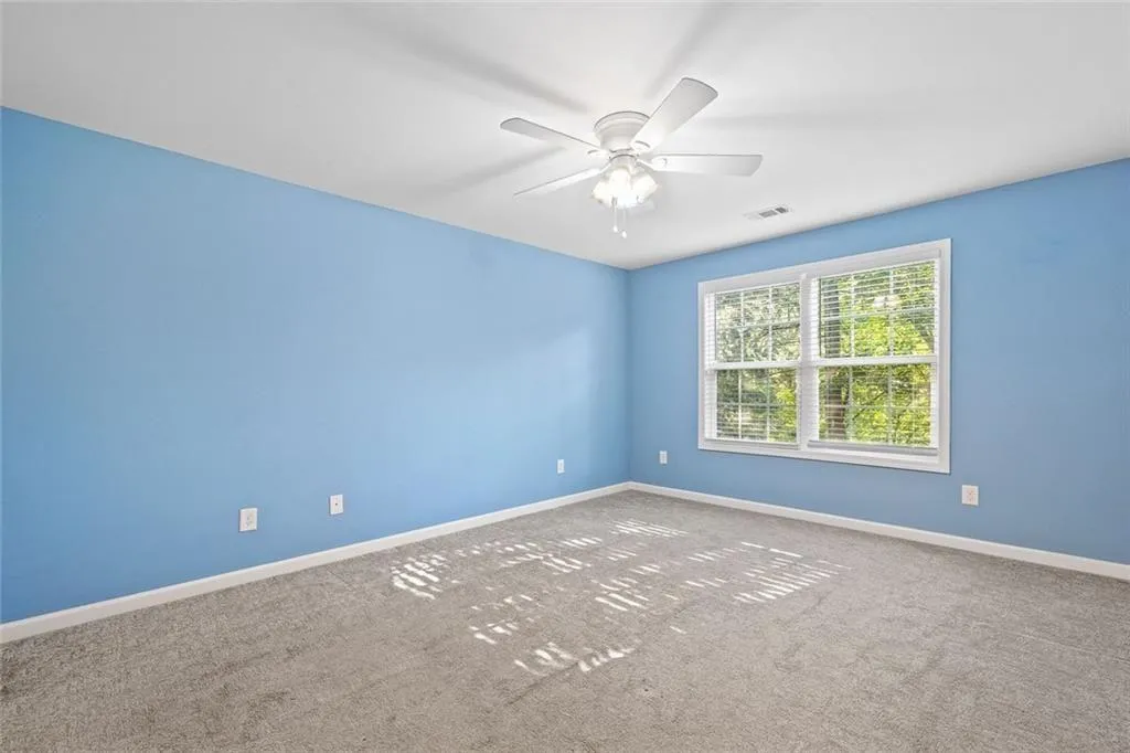 Marietta, Georgia 30067, United States, 2 Bedrooms Bedrooms, ,2 BathroomsBathrooms,Residential,Active,160032