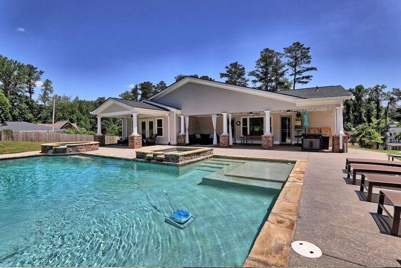 3545 Fairway Drive