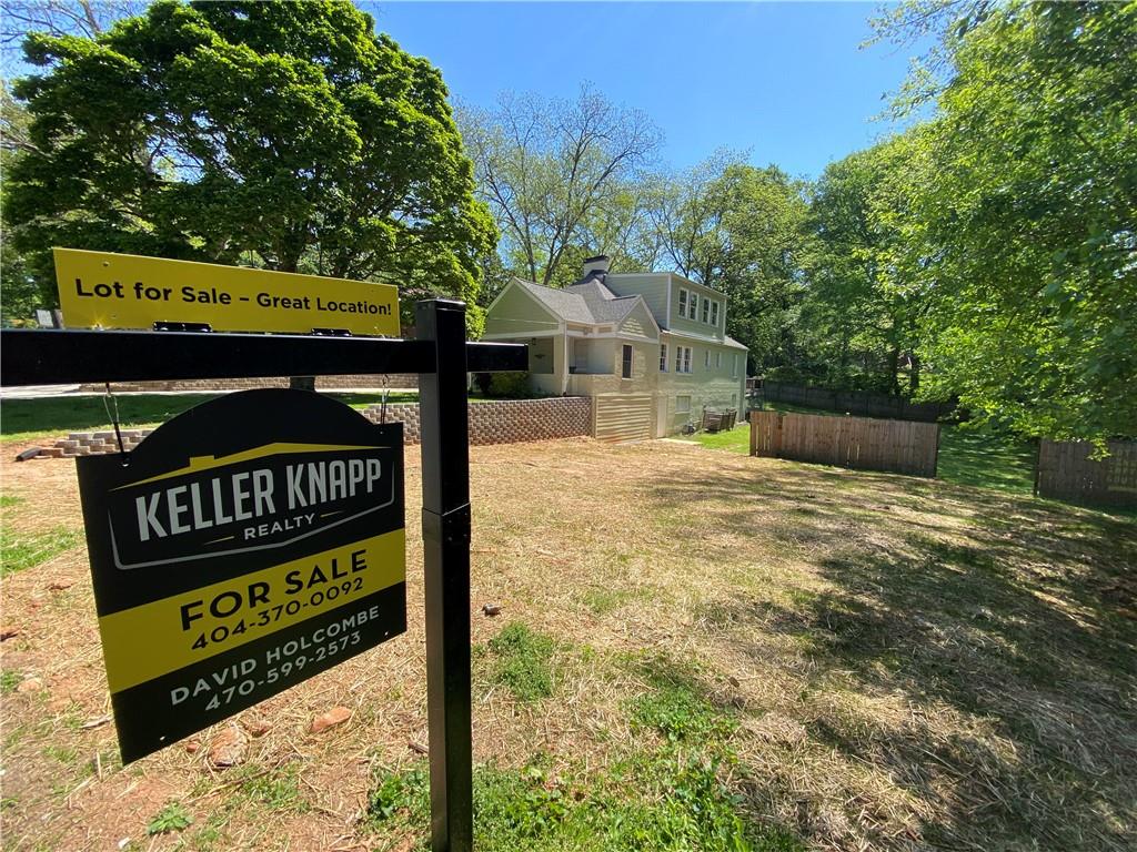 Hemlock Circle, Atlanta, Georgia image 3