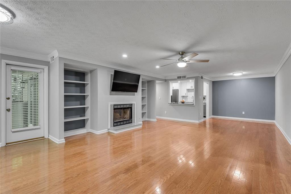 1015 Dunbar Drive