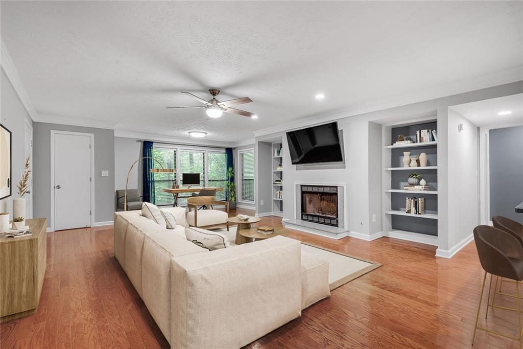1015 Dunbar Drive, Dunwoody, Georgia image 6