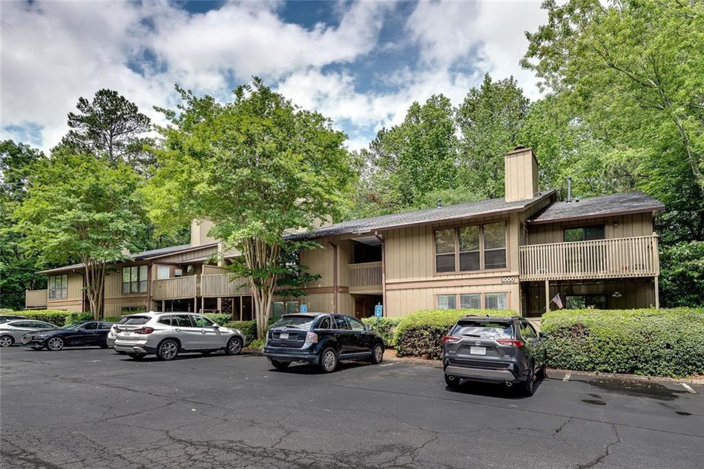 1015 Dunbar Drive, Dunwoody, Georgia image 31