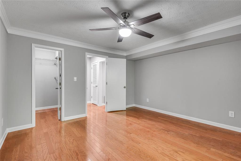 1015 Dunbar Drive, Dunwoody, Georgia image 23
