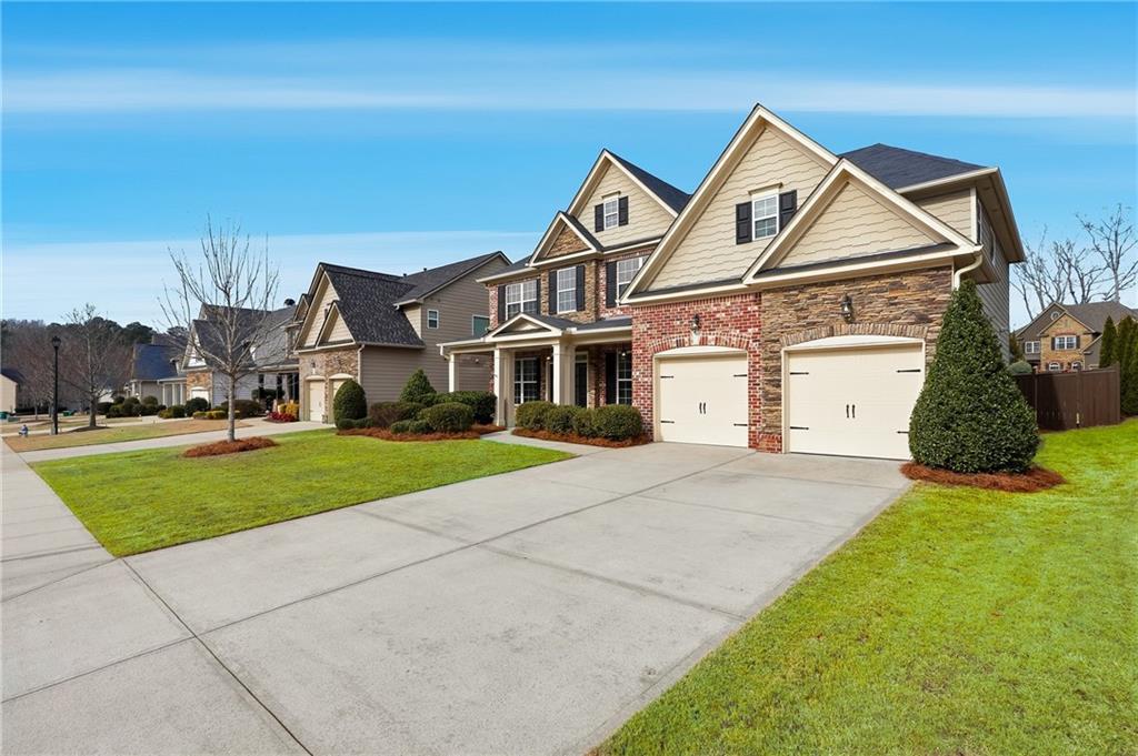 209 Lakestone Parkway