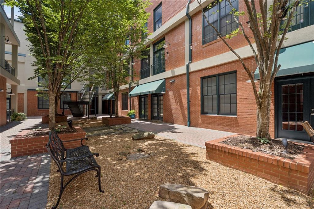 1601 Liberty Lane