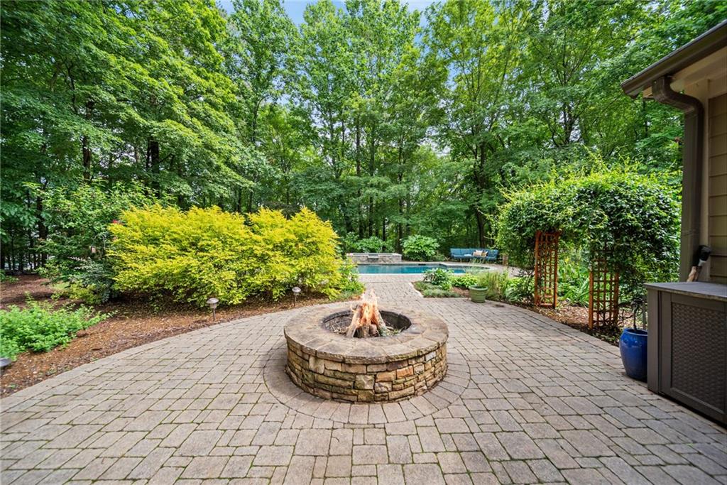 5676 Mount Berry Lane, Peachtree Corners, Georgia image 22