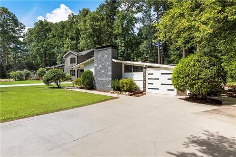 3764 Ensign Drive Atlanta GA 30341