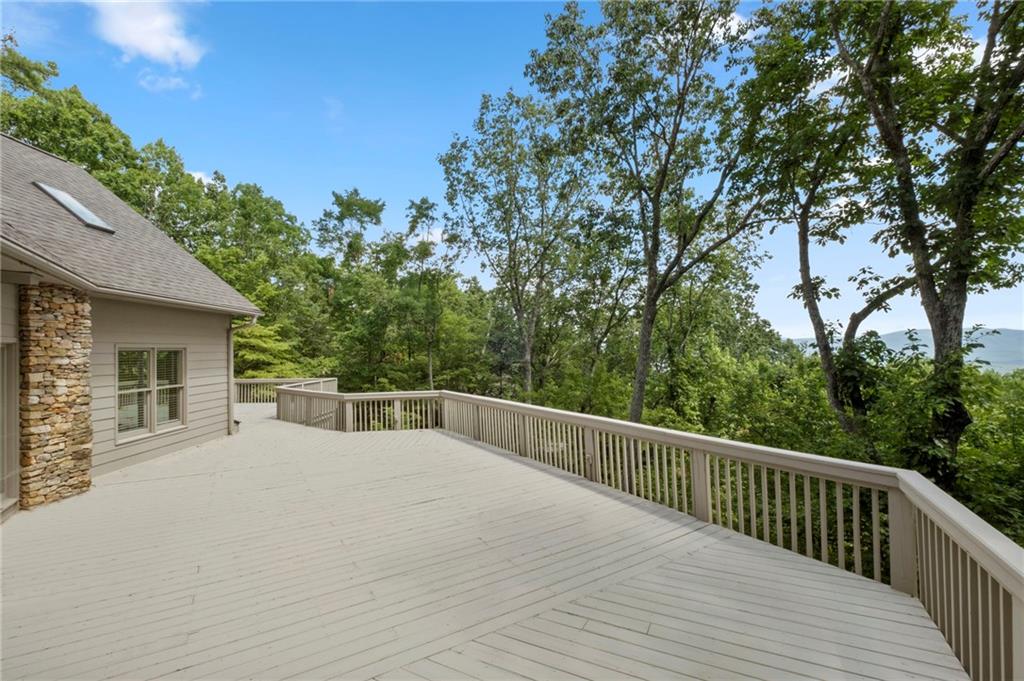 62 Bear Cub Ridge Drive