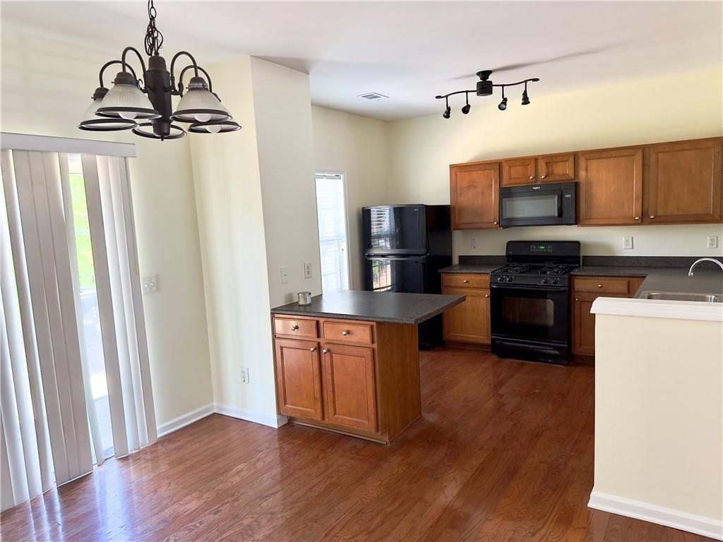 Whittington Townhome - Residential