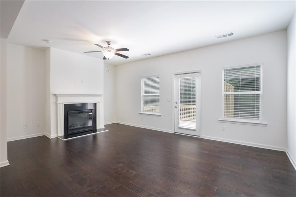 886 Society Circle Cir, Atlanta, Georgia image 5