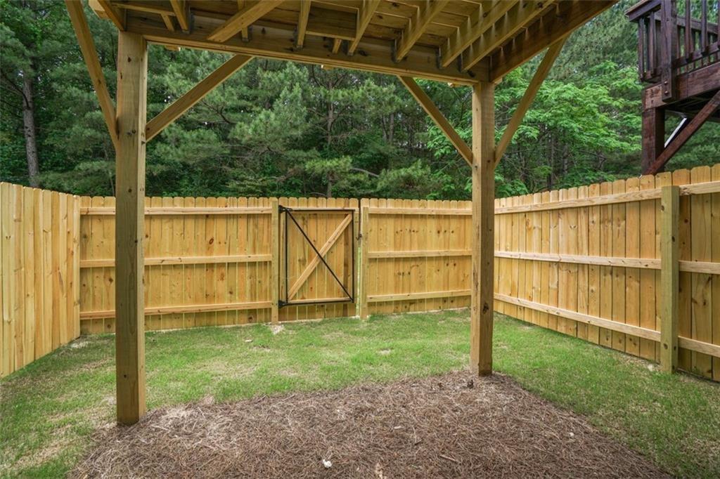 886 Society Circle Cir, Atlanta, Georgia image 12