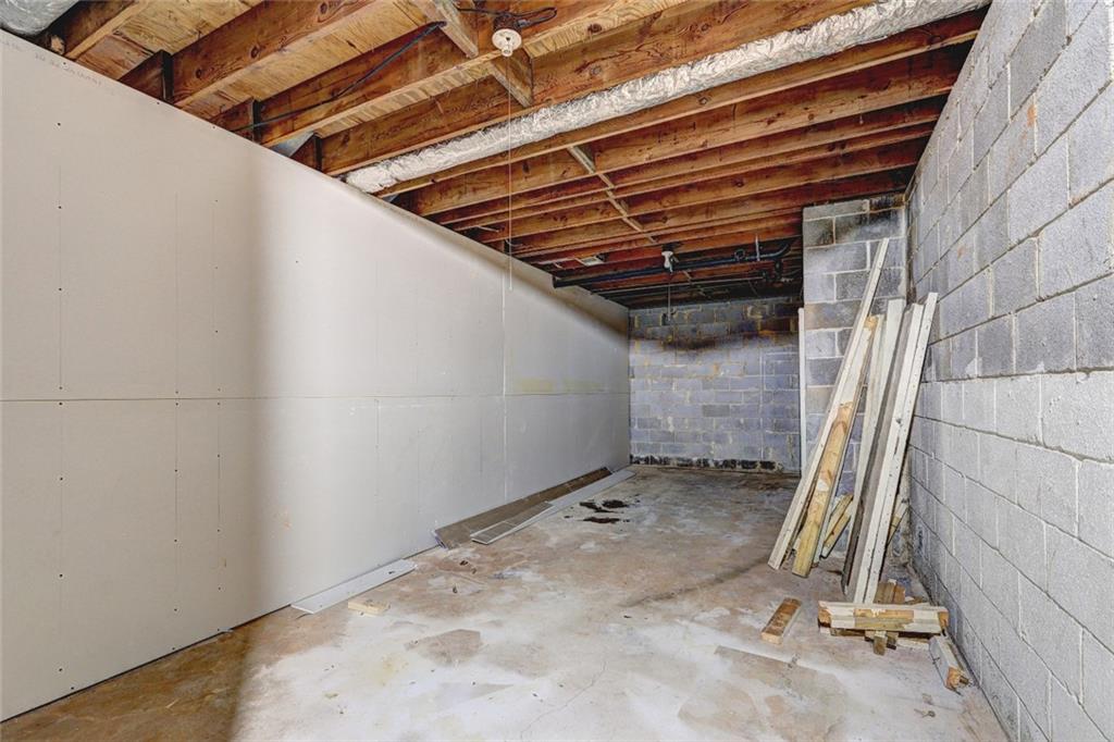 Mountain Crk Farm - Residential