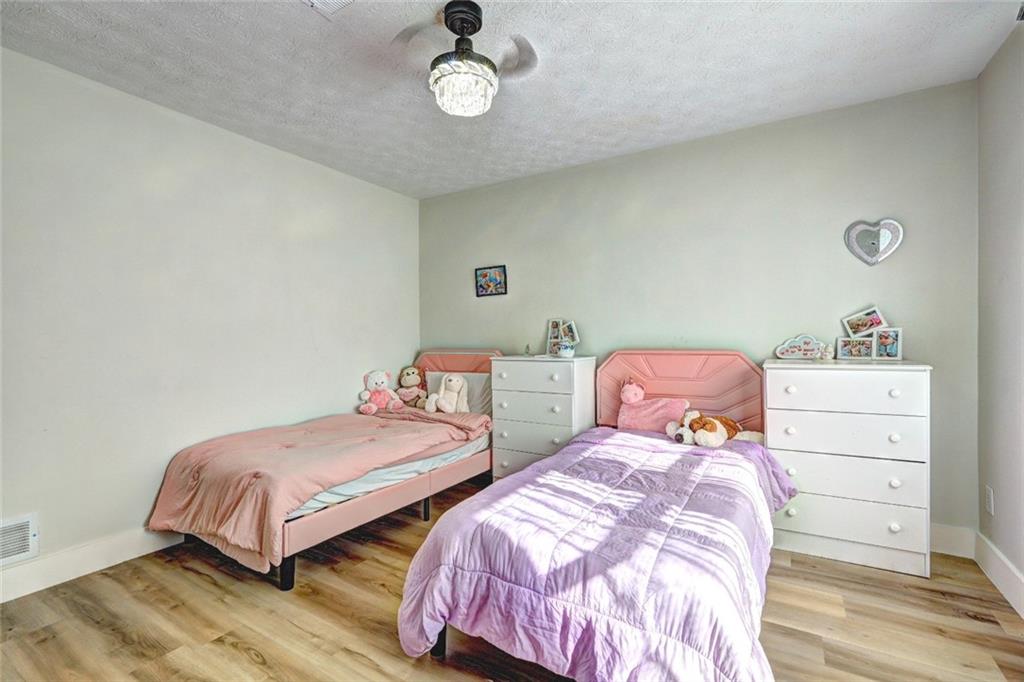 Mountain Crk Farm - Residential