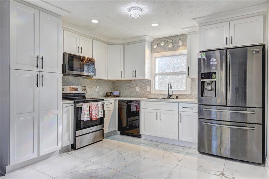 Mountain Crk Farm - Residential