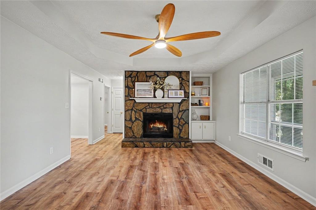 115 Lakeview Drive