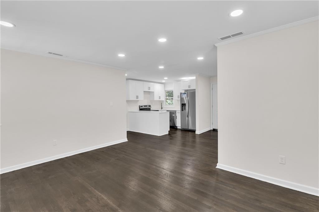 287 Banberry Drive SE