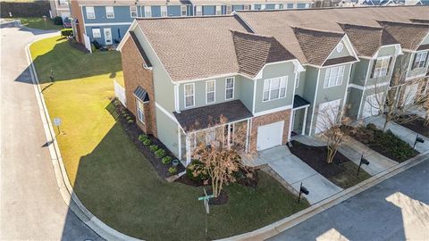 A home in Flowery Branch