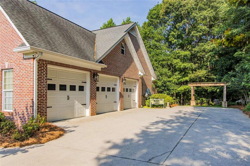 14 Stratford Lane