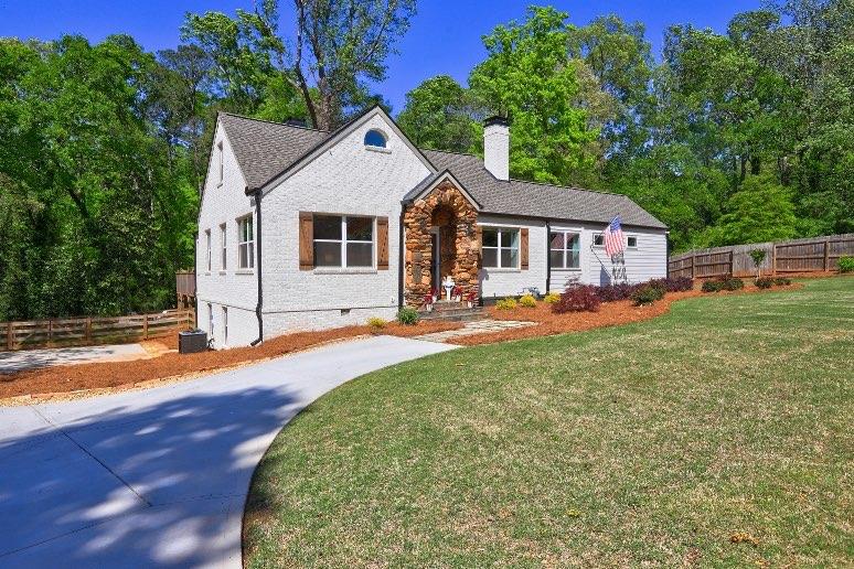 418 Walton Street, Monroe, Georgia image 1
