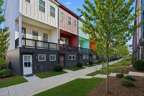 Townhouse For Sale - 179 Color Circle<br/> Atlanta, GA 30317
