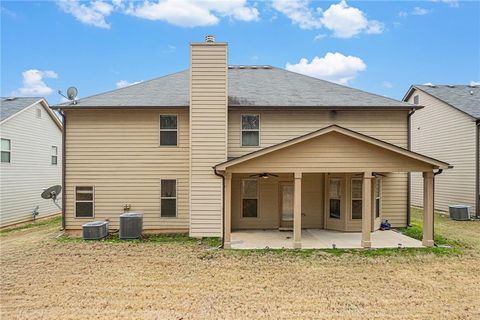 A home in Fairburn