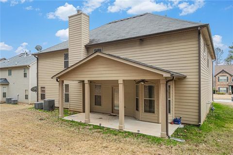 A home in Fairburn