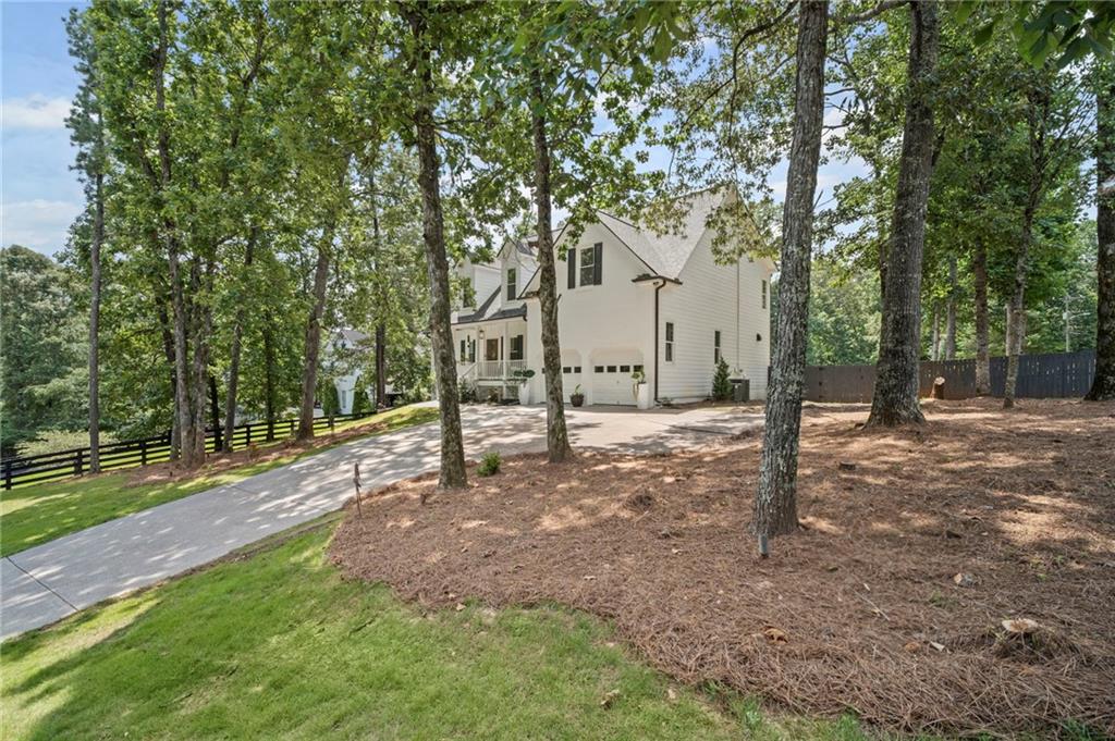 1585 Roper Rd