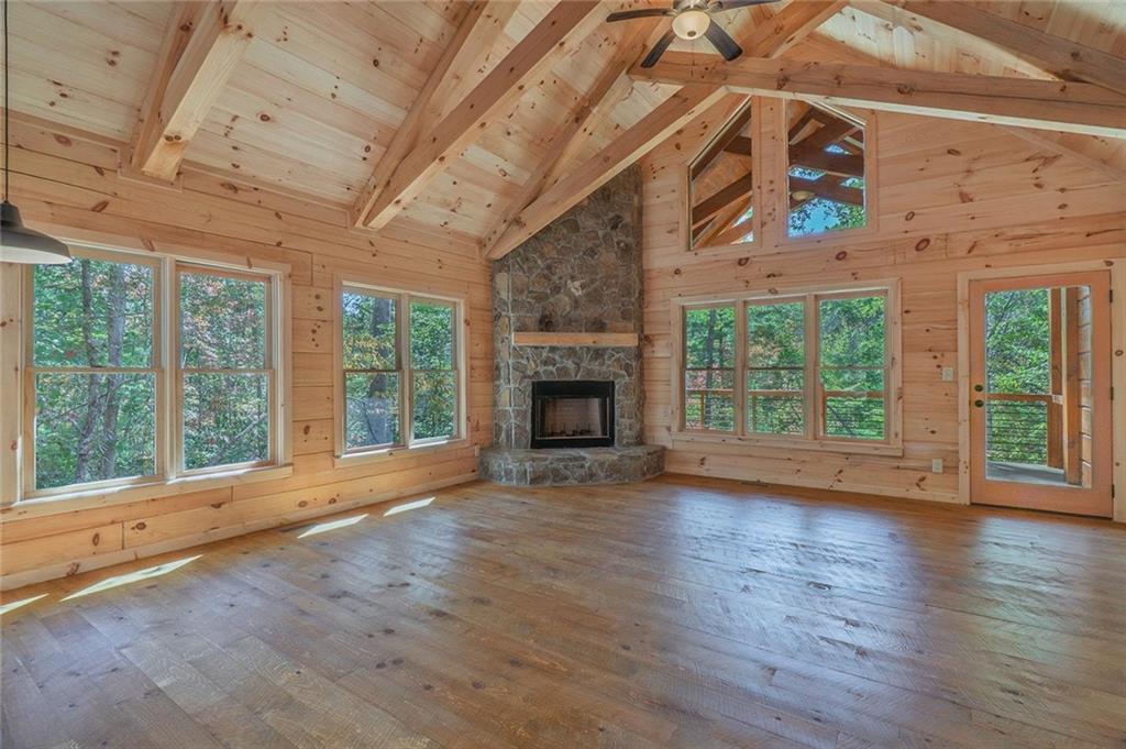 100 Crystal Oliver Lane