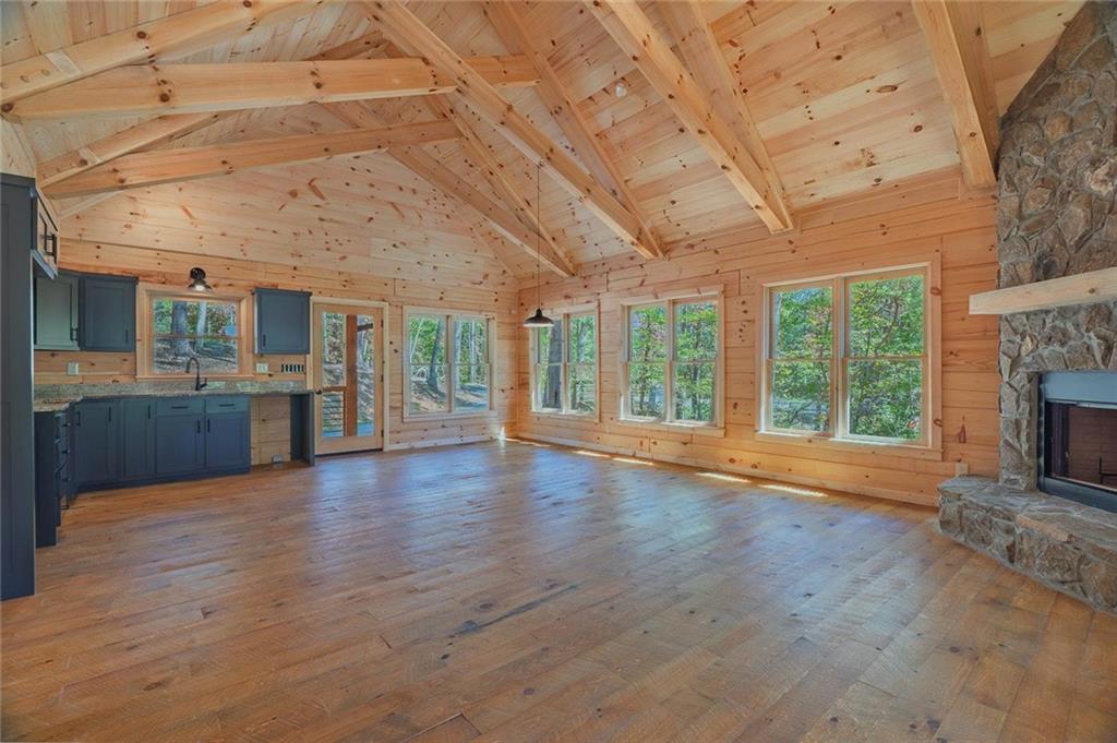 100 Crystal Oliver Lane