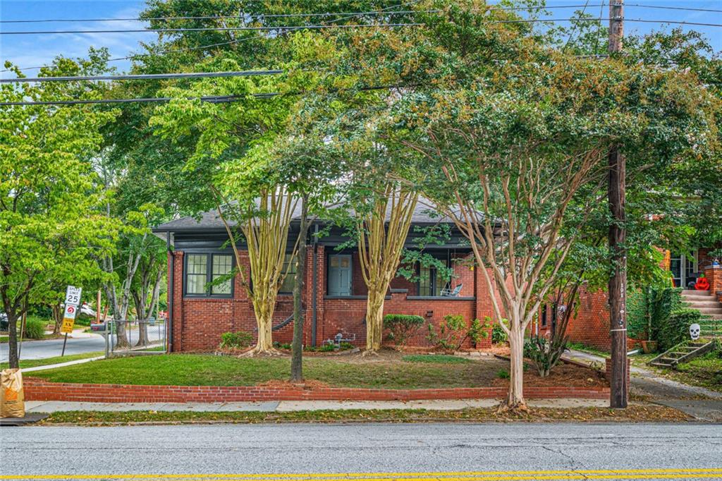 1095 Monroe Drive NE