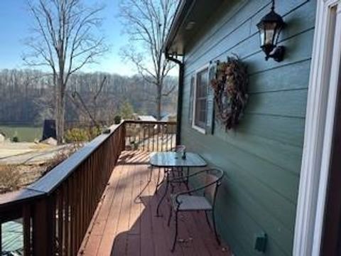 A home in Dawsonville