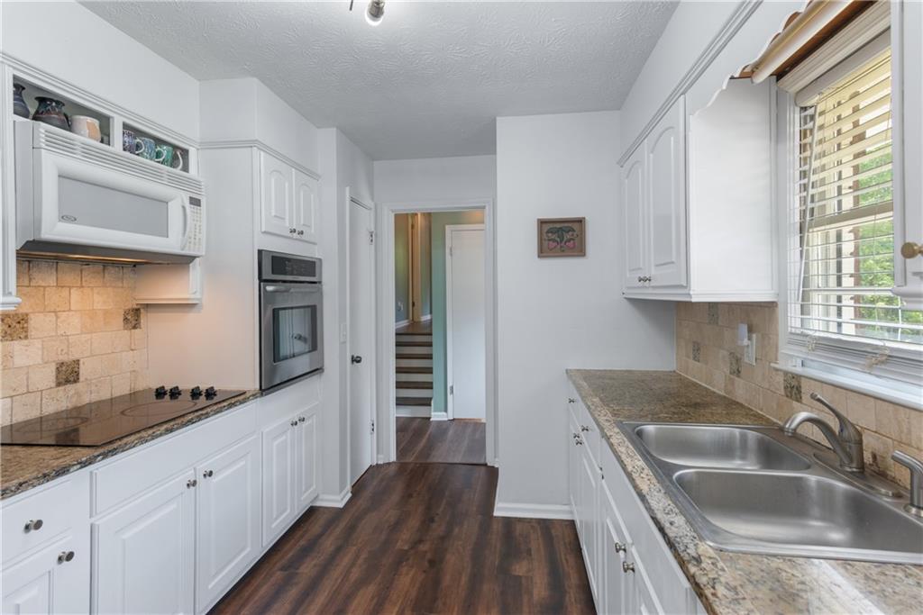 3080 Brownmoore Drive SW