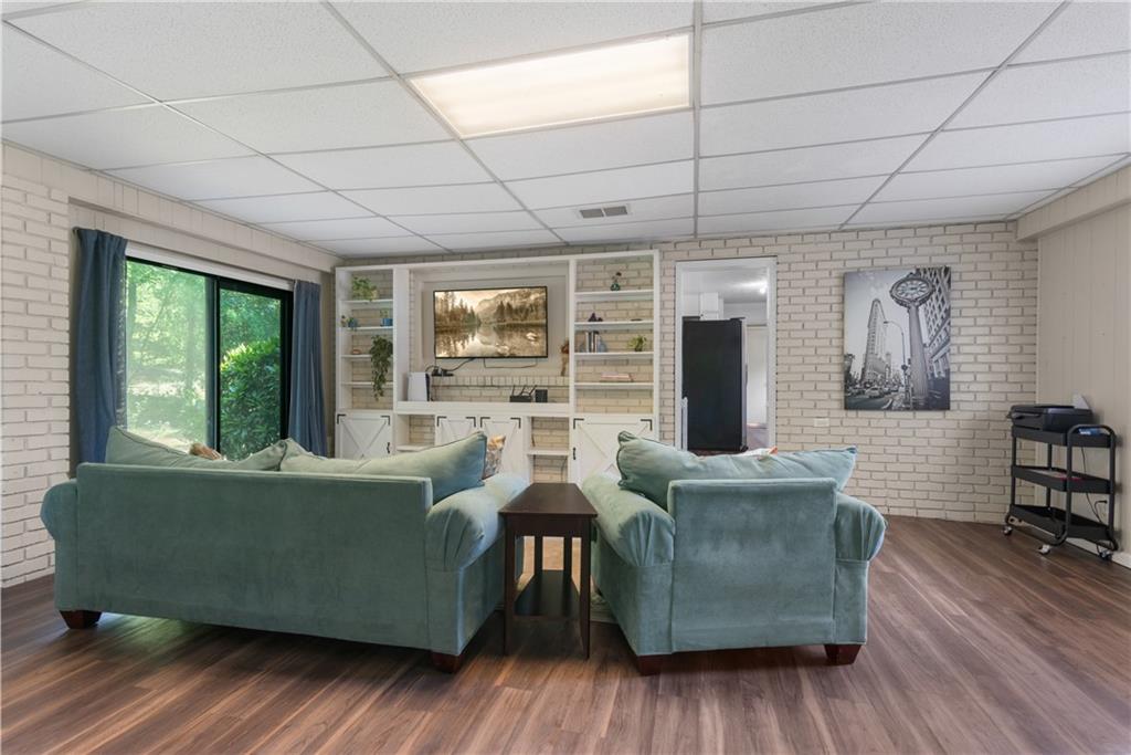 3080 Brownmoore Drive SW