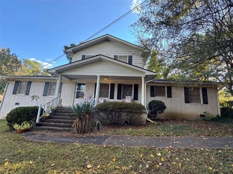 Homes For Sale - 4191 Central Drive Dr<br/> Stone Mountain, GA 30083