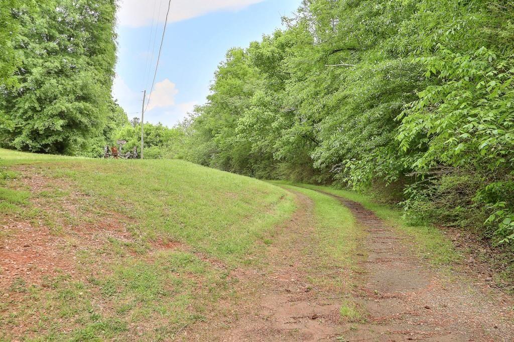 2626 Hickory Road